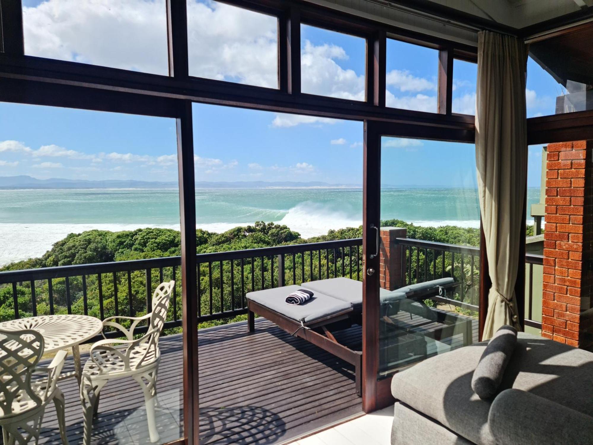 Shaloha Guesthouse On Supertubes Jeffreys Bay Εξωτερικό φωτογραφία